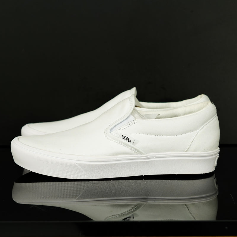 VANS : Vans Comfycush Slip On Classic, Blanc