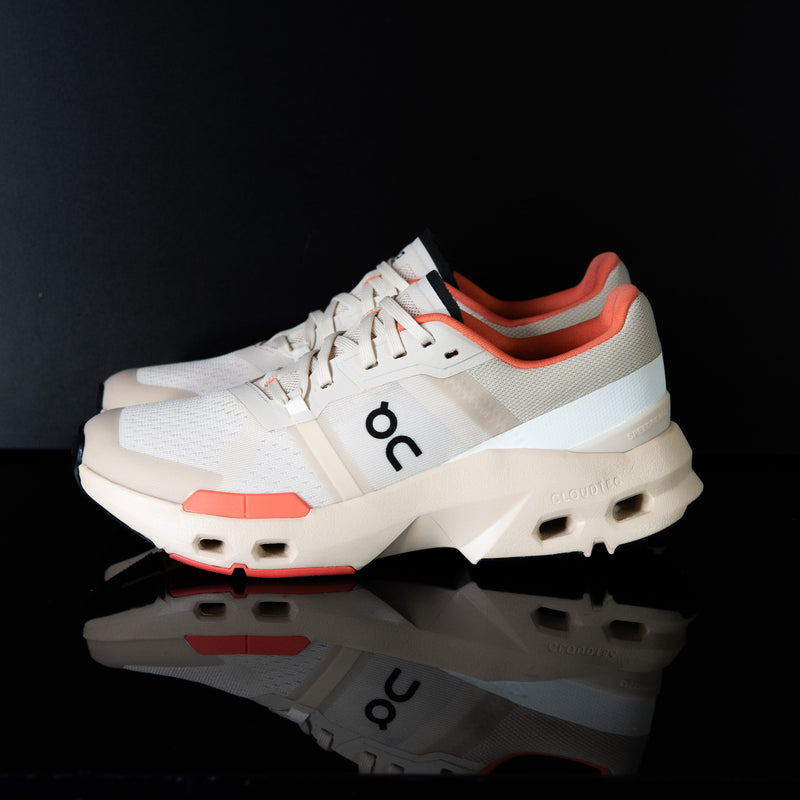 ON : On Cloud Pulse Femme, Crème / Saumon