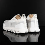 ON : On Cloud 6 Versa Femme, Blanc / Blanc