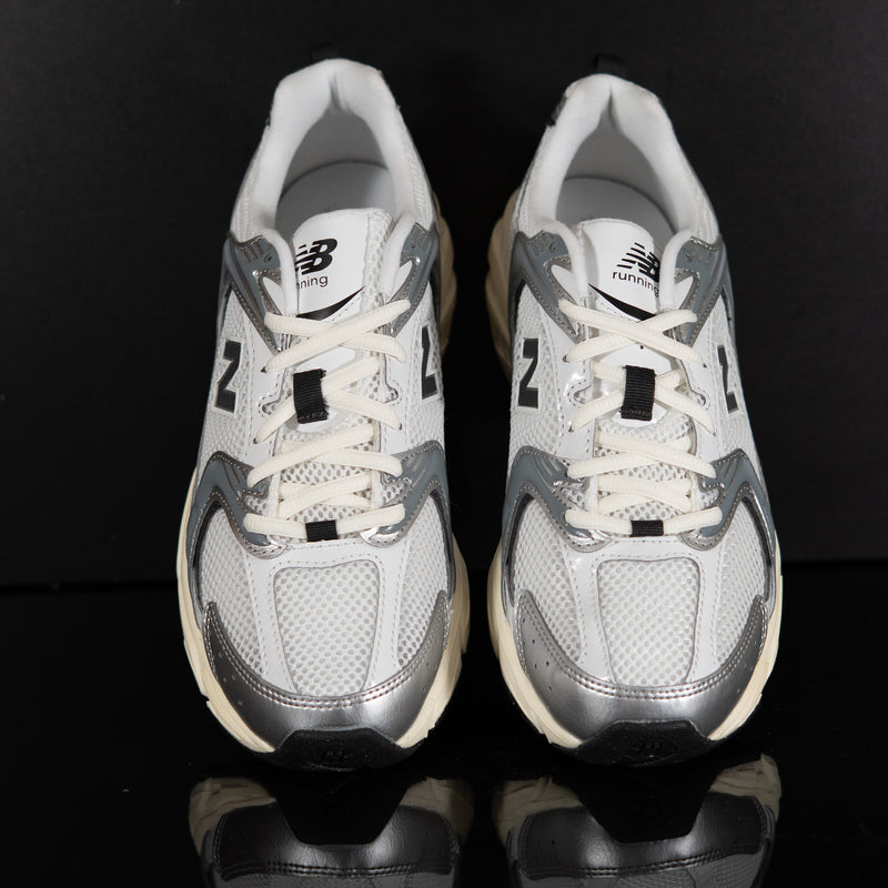 NEW BALANCE : New Balance 530 Femme, Gris / Noir