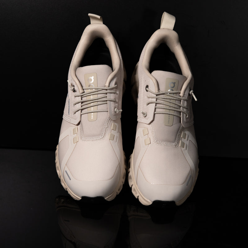 ON : On Cloud 6 WP Femme, Perle / Crème