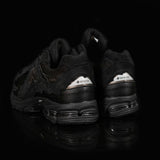 NEW BALANCE : New Balance 2002DX Noir