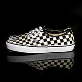 VANS : Vans Authentic Damier Noir/ Blanc