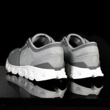 ON : On Cloud X 4 Homme Ivoire/ Gris