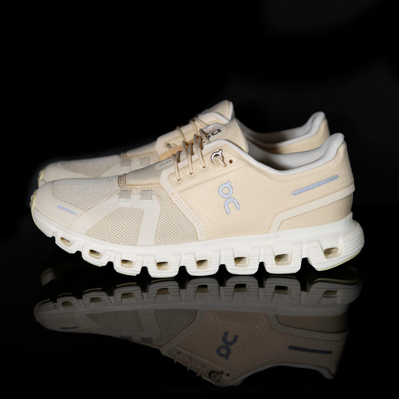 ON : On Cloud 6 Femme, Castor/ Ivoire