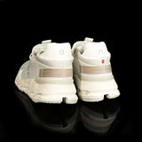 ON : On Cloudnova 2 Femme , Blanc / Sable