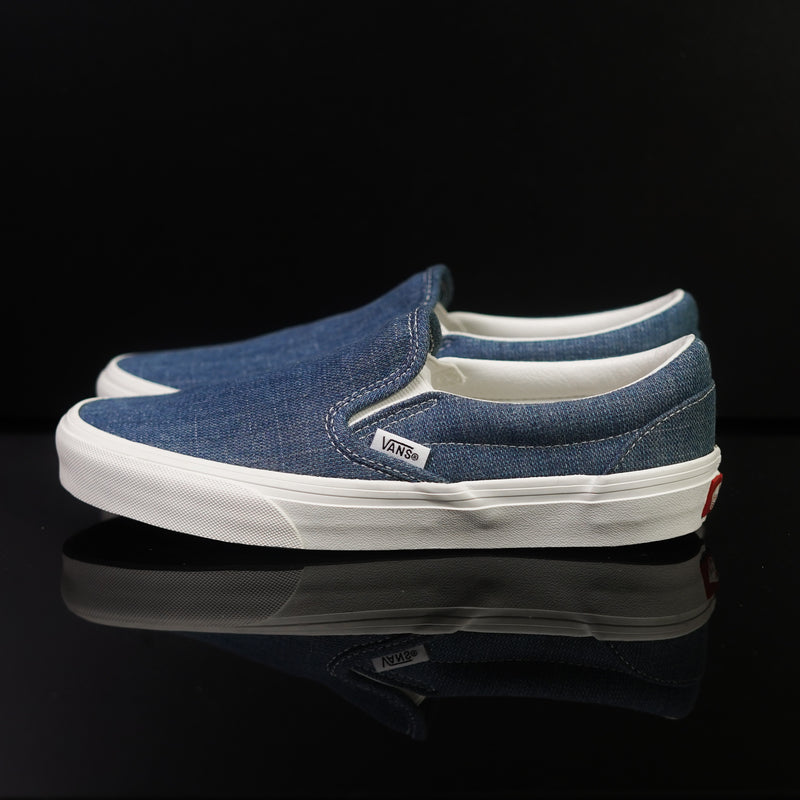 VANS : Unisex Classic Slip-On, Bleu Jean/ Blanc