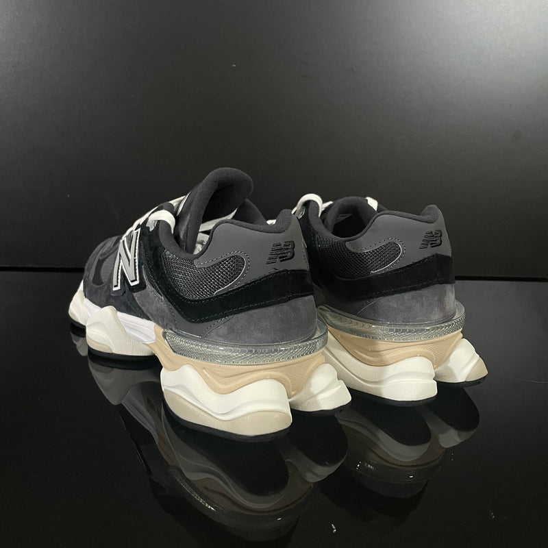 NEW BALANCE : New Balance 9060, Homme, Noir/ Blanc